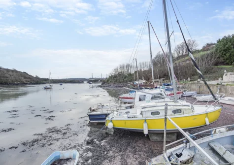 Y Llanw sits on the edge of Milford Haven, around 800 metres from the banks of the estuary
