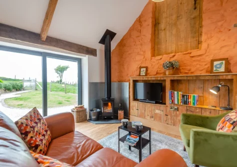 The living room at Yr Hen Ysgubor, Sarn Meyllteyrn